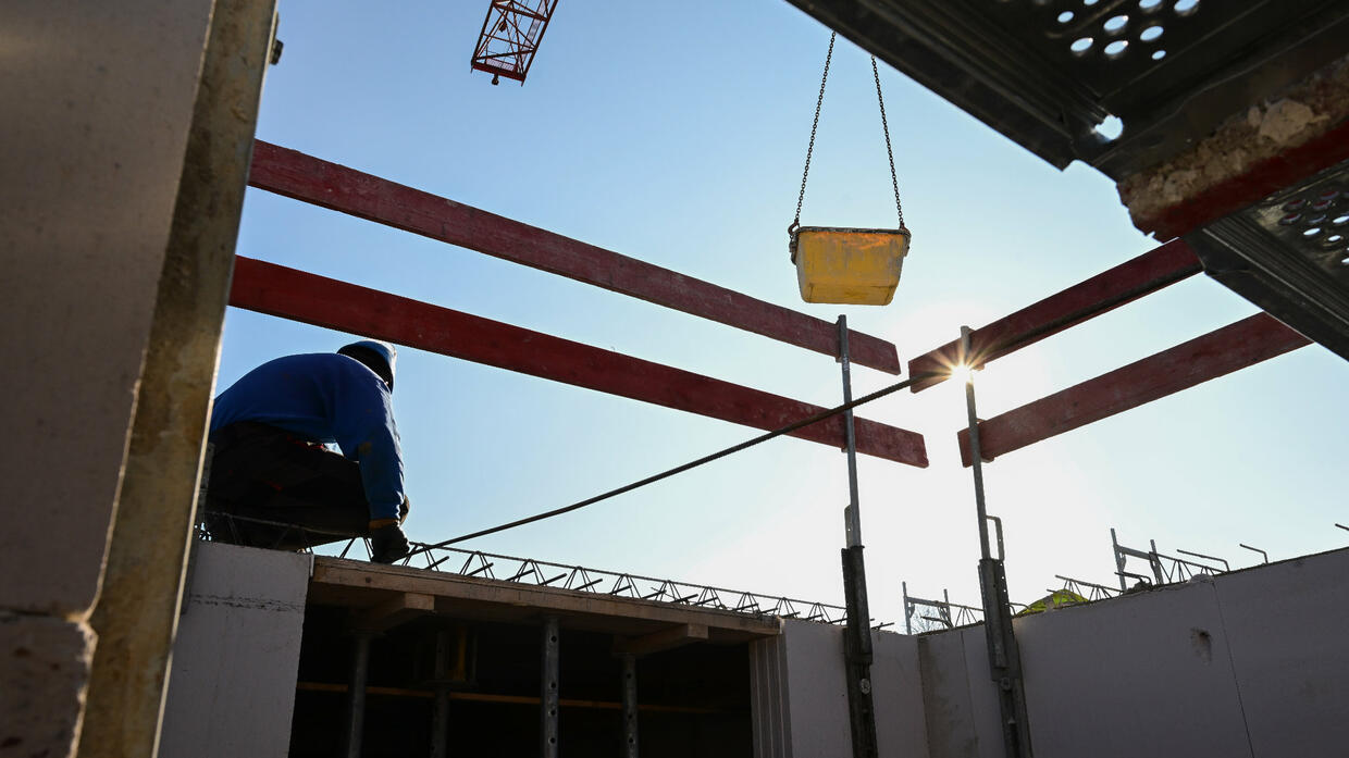 Building permits collapse: The situation on the housing market is becoming increasingly dramatic